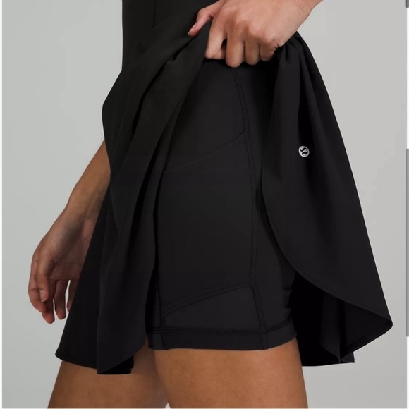 NWT Lululemon Court Crush Dress Size 2 Black Exercise Dress - Picture 3 of 10